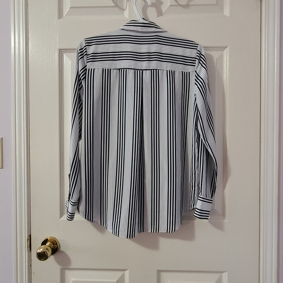 Buttoned Blouse - Picture 2 of 2